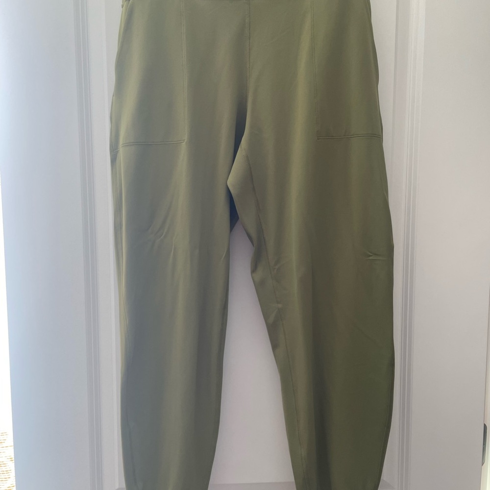 lululemon athletica Women’s  Sage Jogger Pants